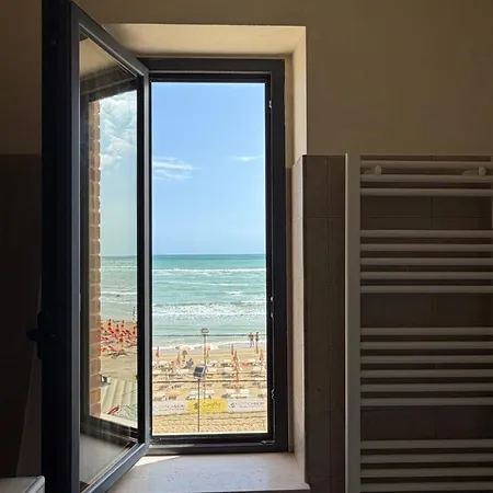 Residenza La Signora Vista Mare Con Ascensore