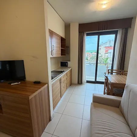 Residenza La Signora Vista Mare Con Ascensore *