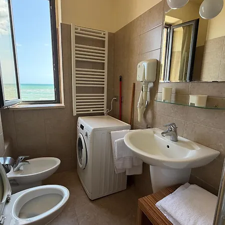 Appartement Residenza La Signora Vista Mare Con Ascensore Marotta