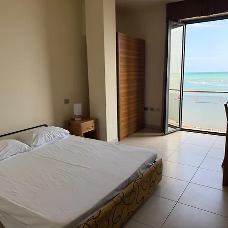 Residenza La Signora Vista Mare Con Ascensore