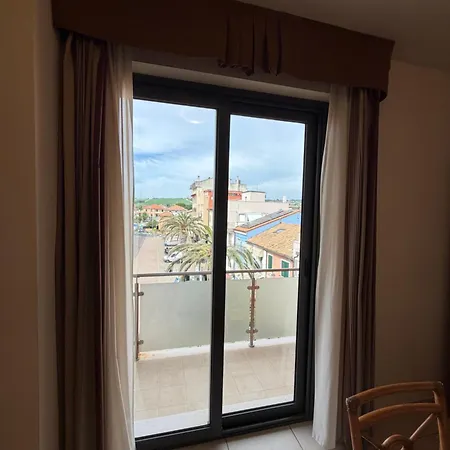 Residenza La Signora Vista Mare Con Ascensore