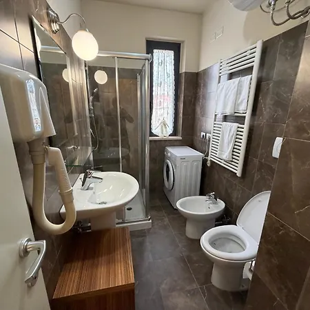 Residenza La Signora Vista Mare Con Ascensore Appartement *