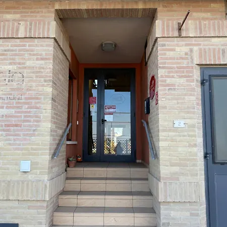 Residenza La Signora Vista Mare Con Ascensore 公寓 马洛塔